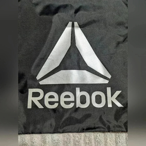 Reebox Black White Drawstring Bag NWOT Gym Sports‎ Unisex - Picture 4 of 4